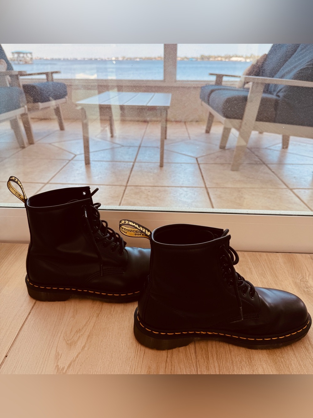 Dr. Martens Black Leather Boots 1460 like new